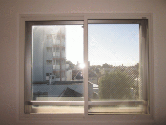 内窓インプラスの遮音効果で快適な暮らし　目黒区Ｋ様邸